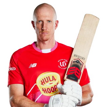 Luke Wells Biography